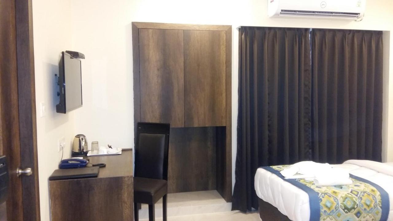 Hotel Mount View, Siliguri Buitenkant foto