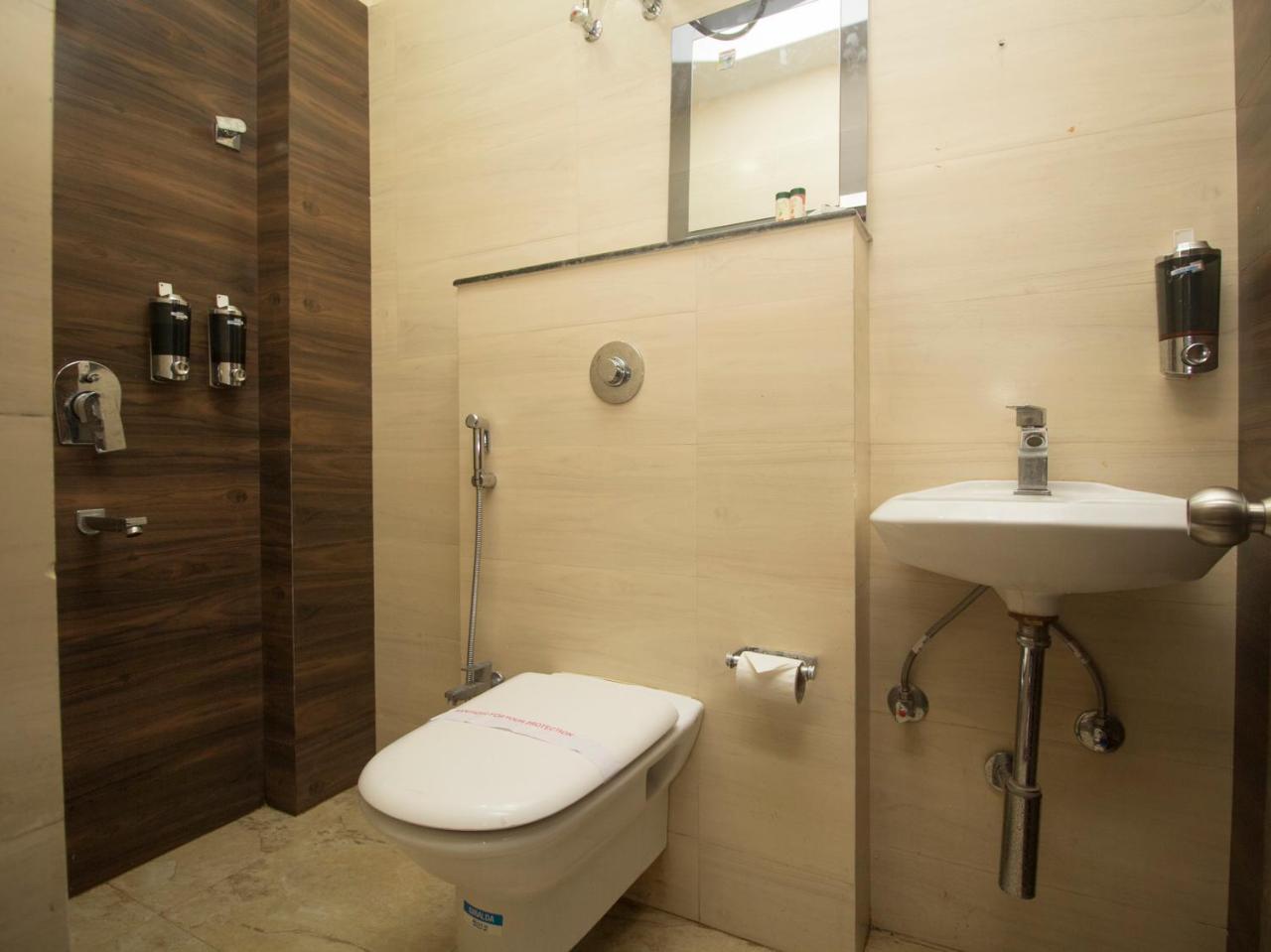 Hotel Mount View, Siliguri Buitenkant foto