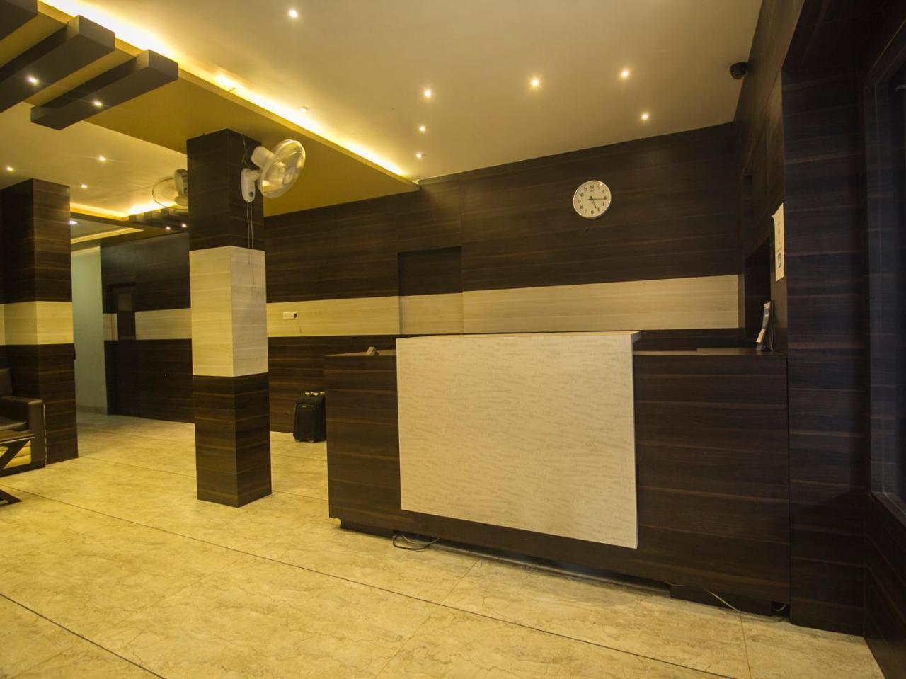 Hotel Mount View, Siliguri Buitenkant foto
