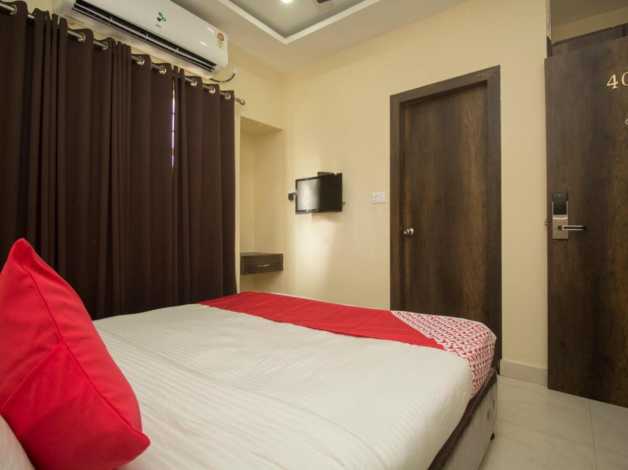 Hotel Mount View, Siliguri Buitenkant foto
