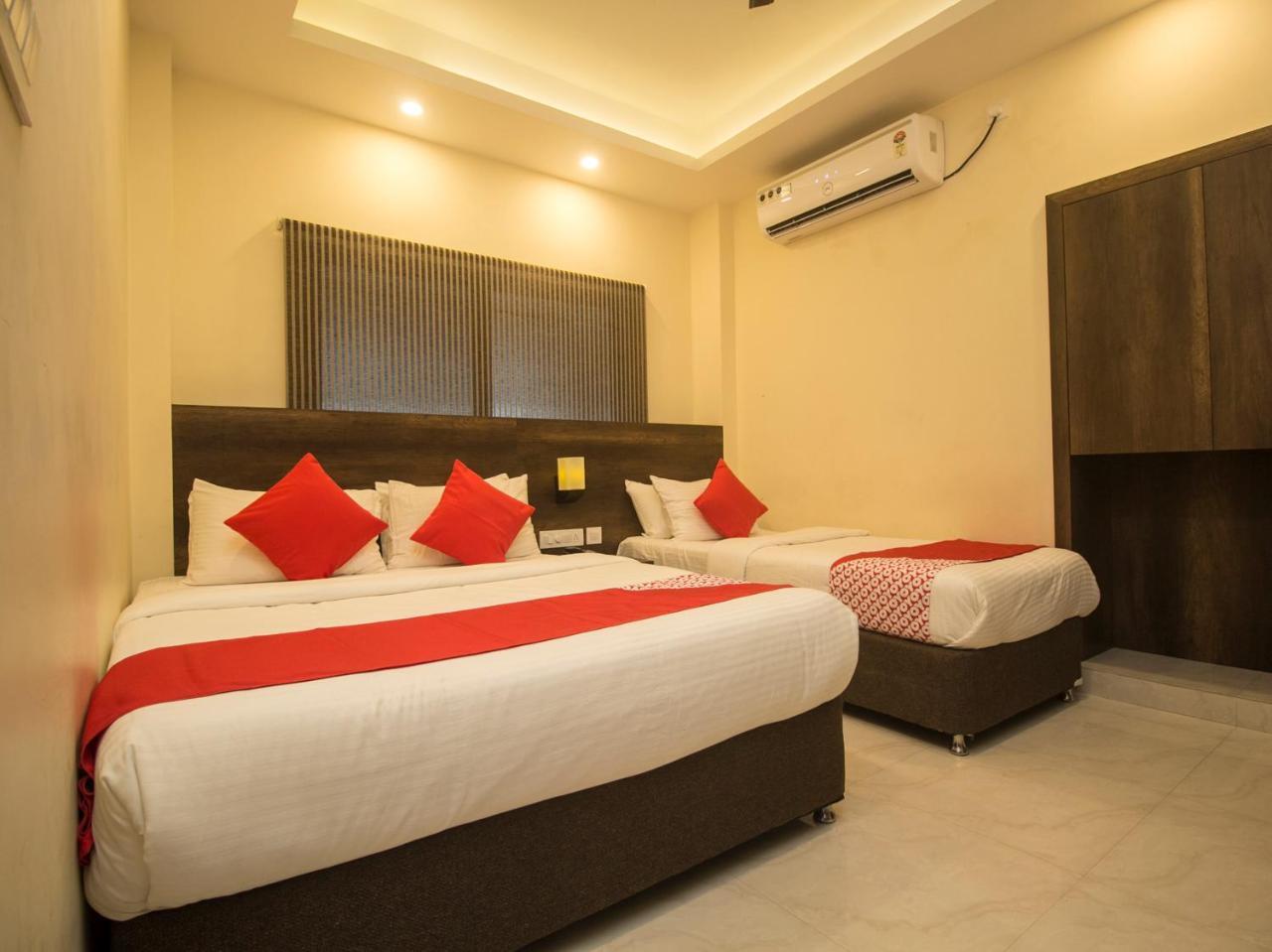 Hotel Mount View, Siliguri Buitenkant foto