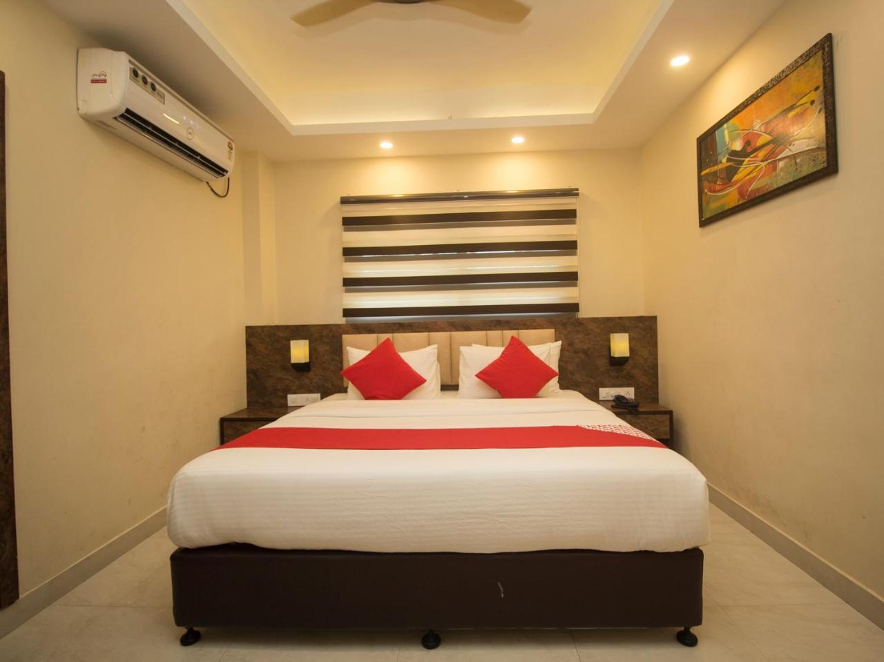 Hotel Mount View, Siliguri Buitenkant foto